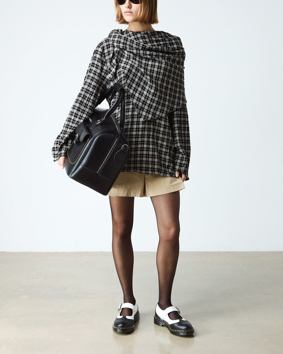 Mary Jane Monochrome Leather Shoes - view 2