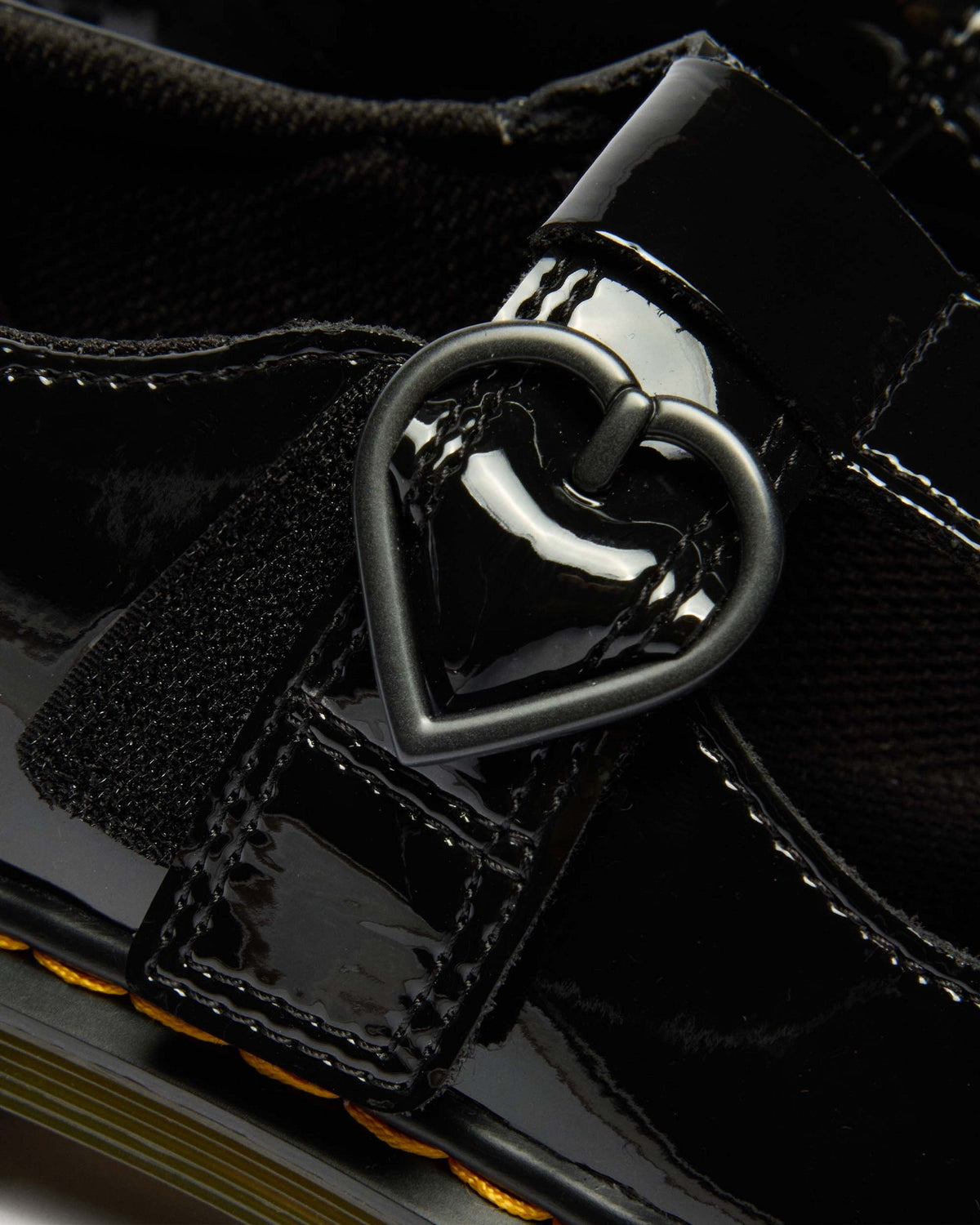 Youth Polly II Heart Patent Leather Shoes - view 3