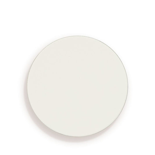 Swatch of a brightening, setting powder compacts in white.