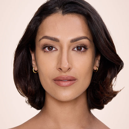 Airbrush Flawless Concealer - 7.5 medium model after