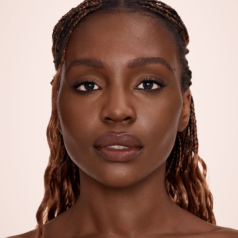 Airbrush Flawless Concealer - 15 Deep model after