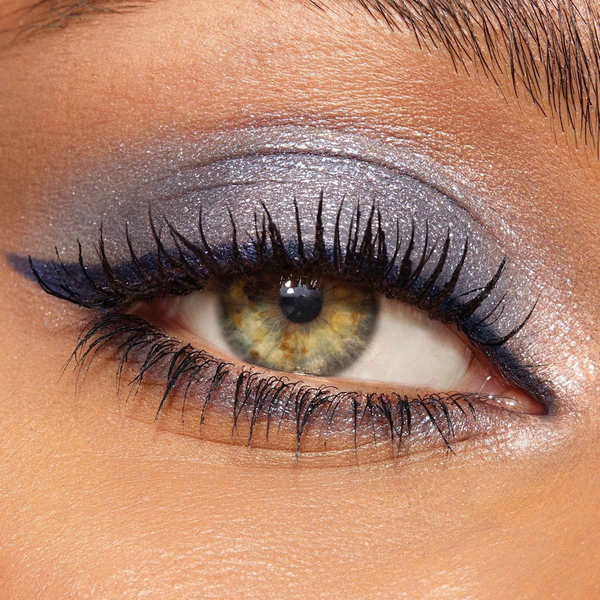 Charlotte's Palette of Beautifying Eye Trends: Limited-Edition Blue Eyeshadow Palette
