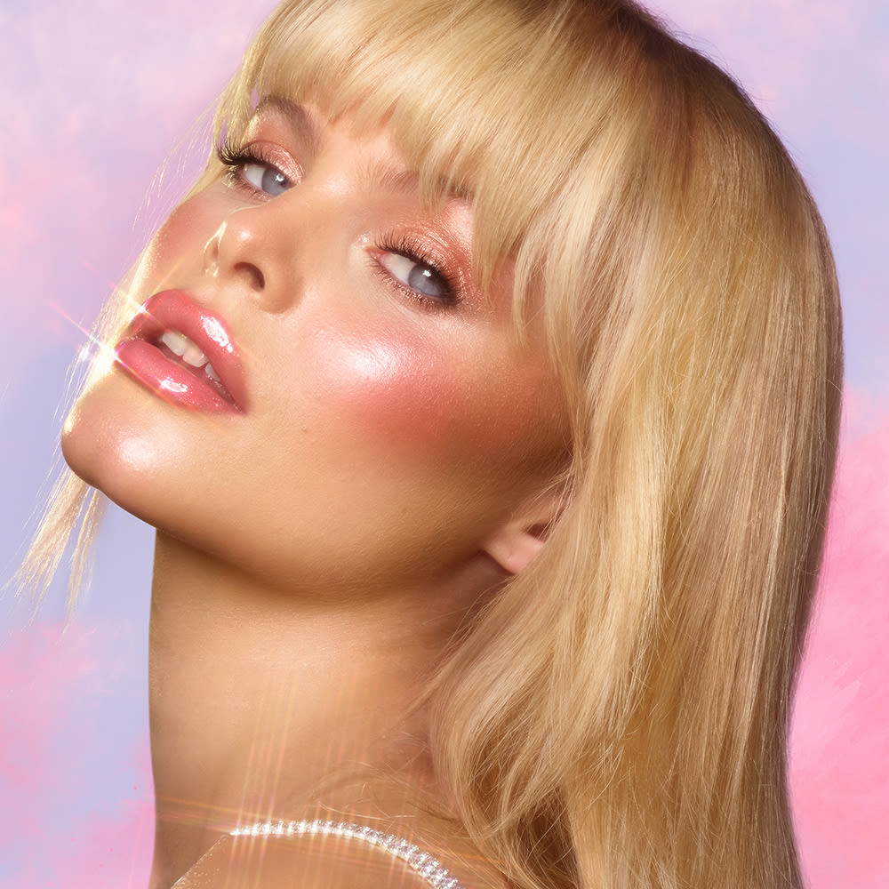 Glowgasm Face Palette Lovegasm on fair model