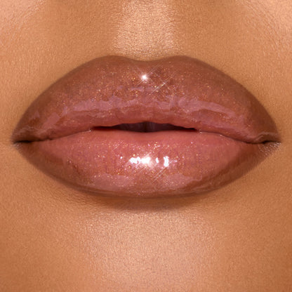 Plumpgasm in Nudegasm Diamonds on model