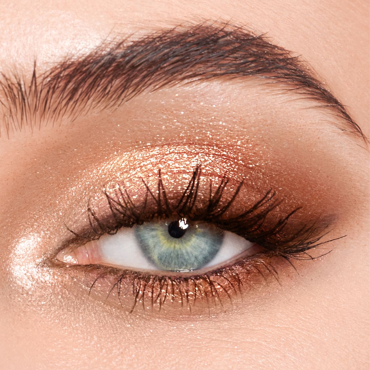 Queen of Luck Luxury Palette on fair skin tone model