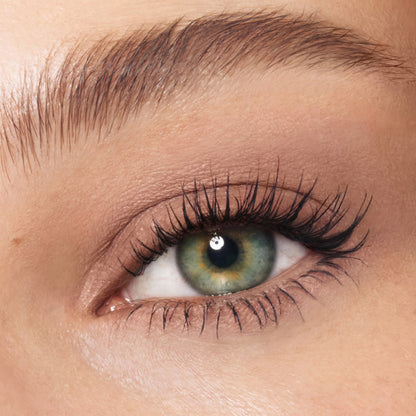 Exagger-eyes Eyeshadow Stick - Nude Sculpt Model Close Up