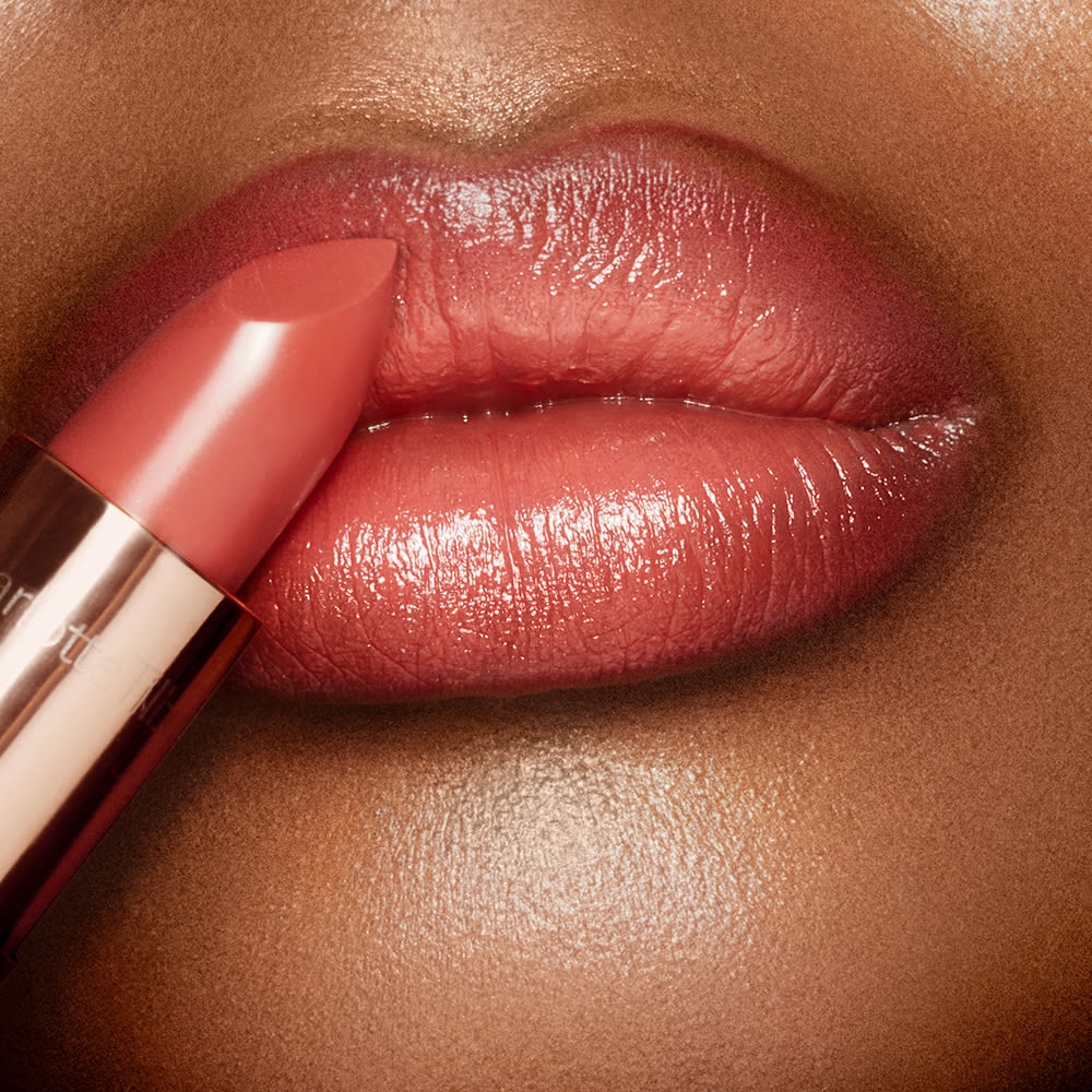 Deep - K.I.S.S.I.N.G Coral Kiss