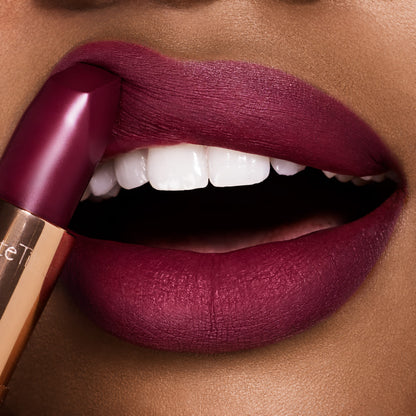 glastonberry-lipshot