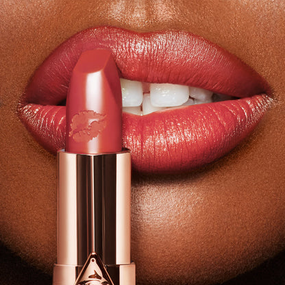 Hot Lips 2 Carina's Star Model Deep