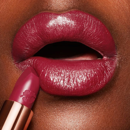 Hot Lips 2 Amazing Amal Model Deep