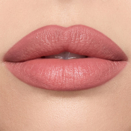 lip liner makeup close up