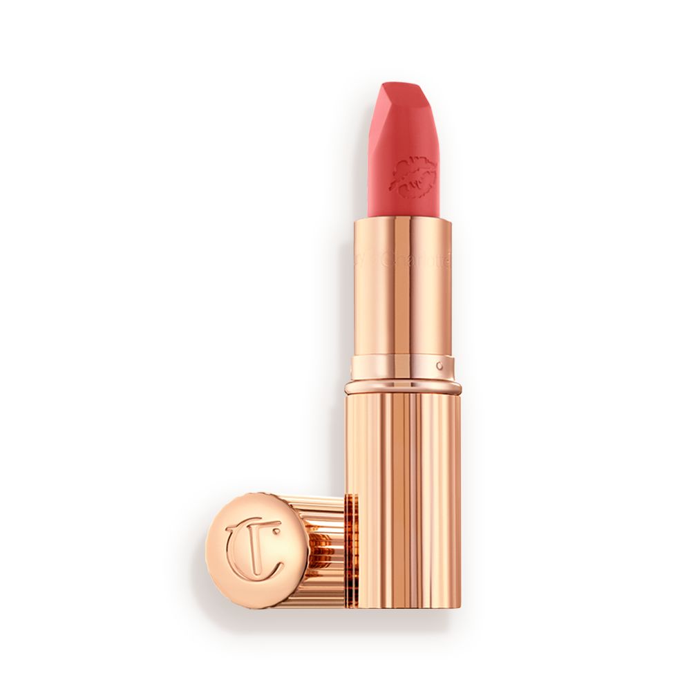 hot-lips-hot-emily-open-packshot