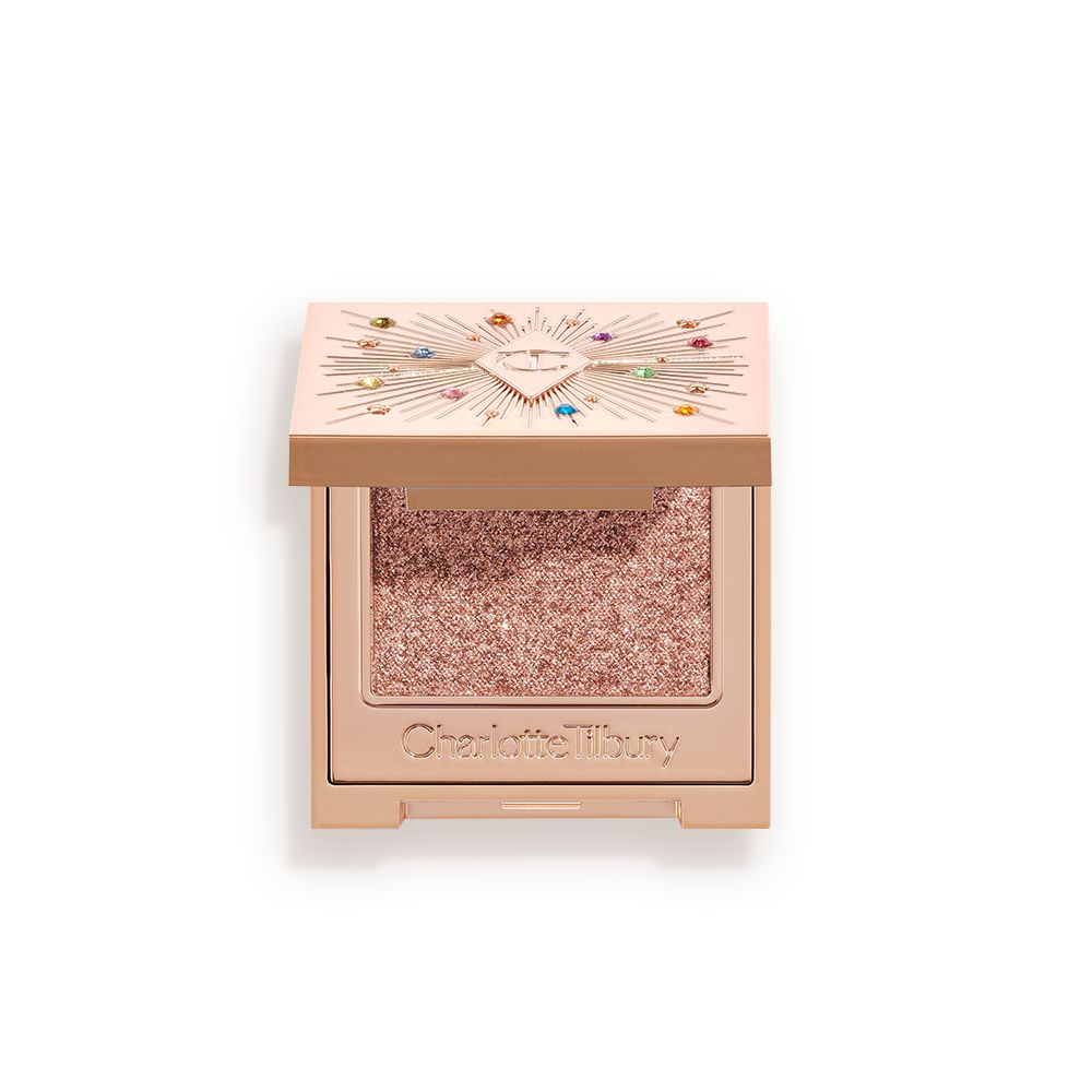 Single-pan eyeshadow compact with an iridescent rose gold eyeshadow with very fine shimmer.