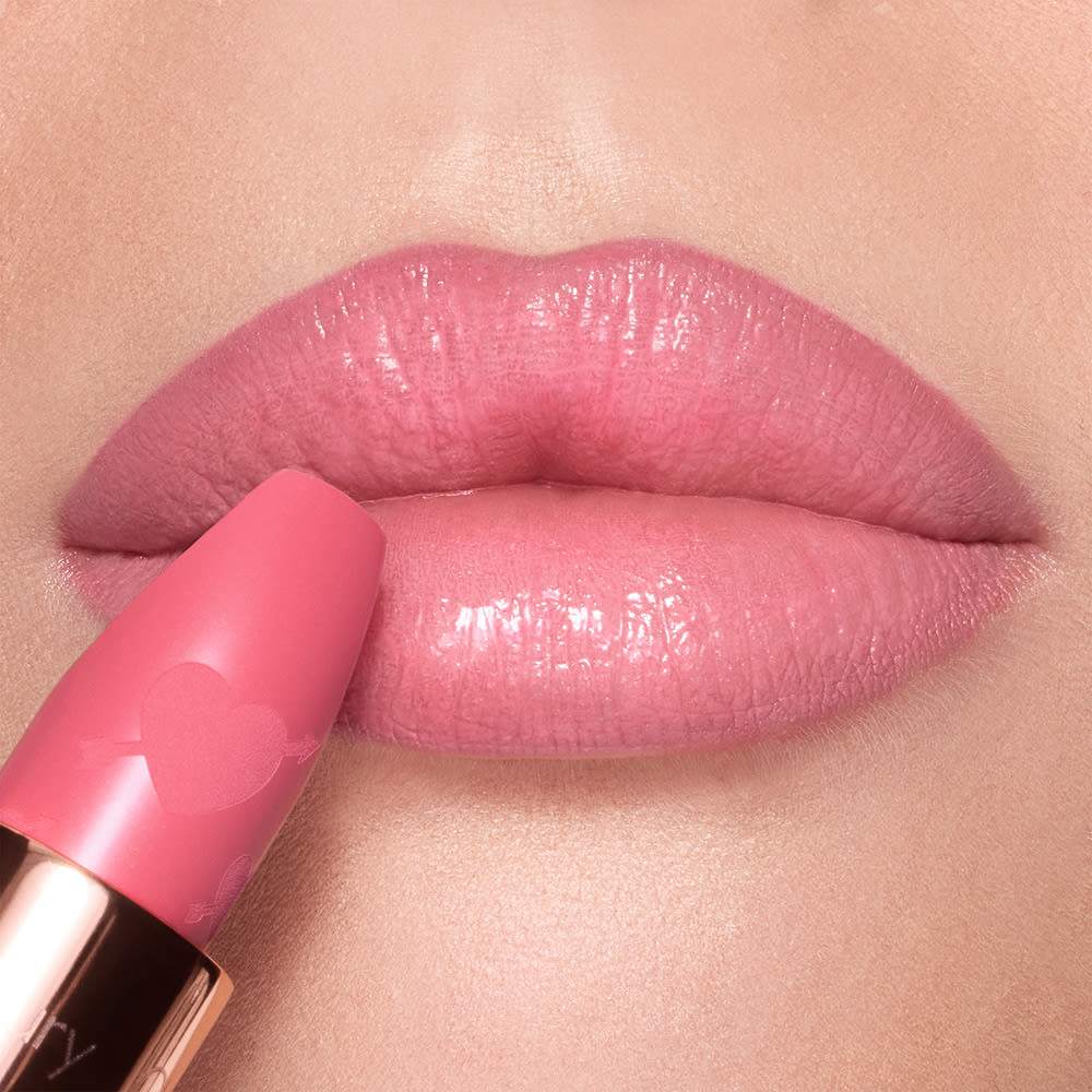 Pillow Talk Love Effect Lipstick in Kiss Talk: Fresh Pink Satin Lipstick