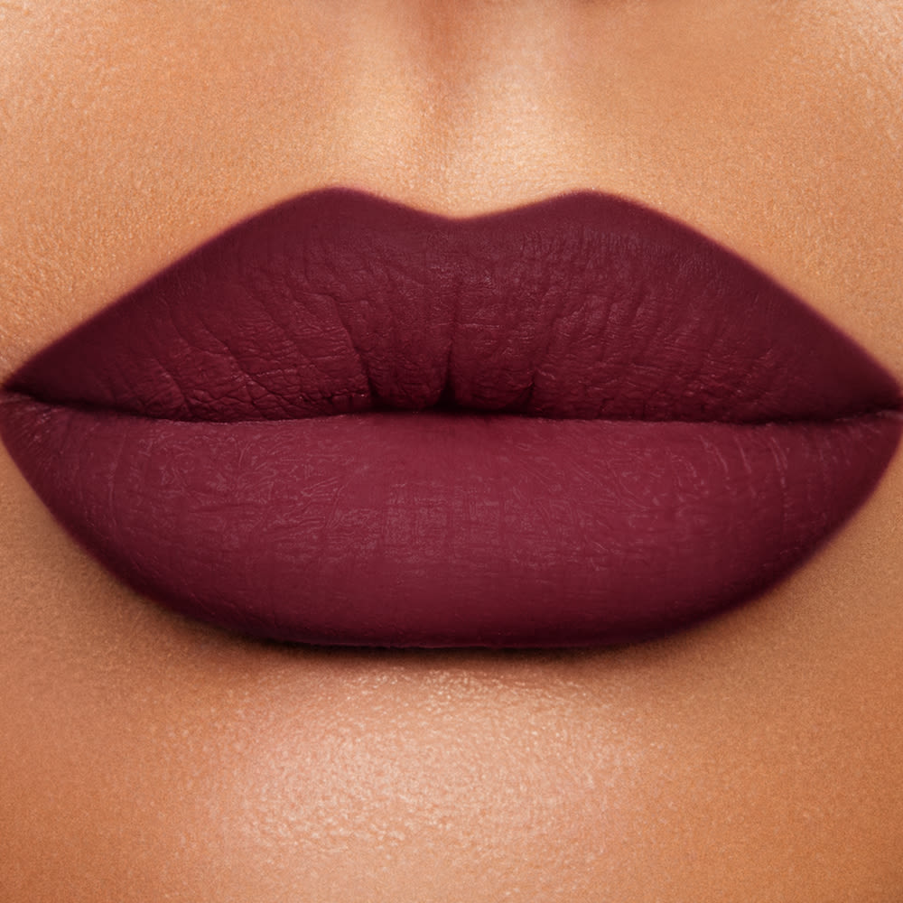 Lip Cheat Bad Romance Model