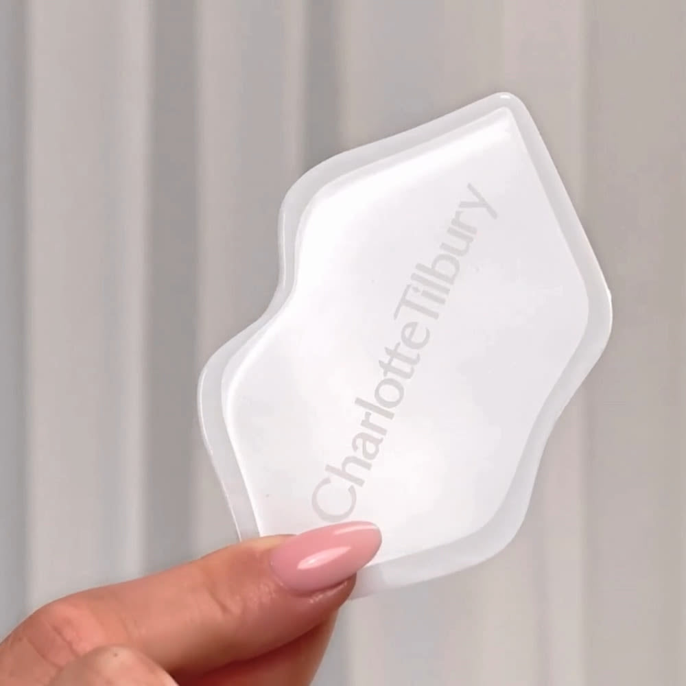 GUA SHA STILL