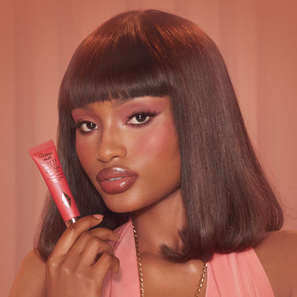Matte Beauty Blush Wand Dream Pop Deep Model