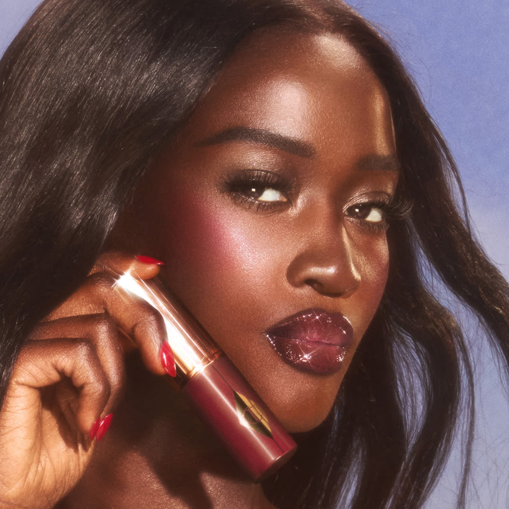 BERRY GLOW MODEL