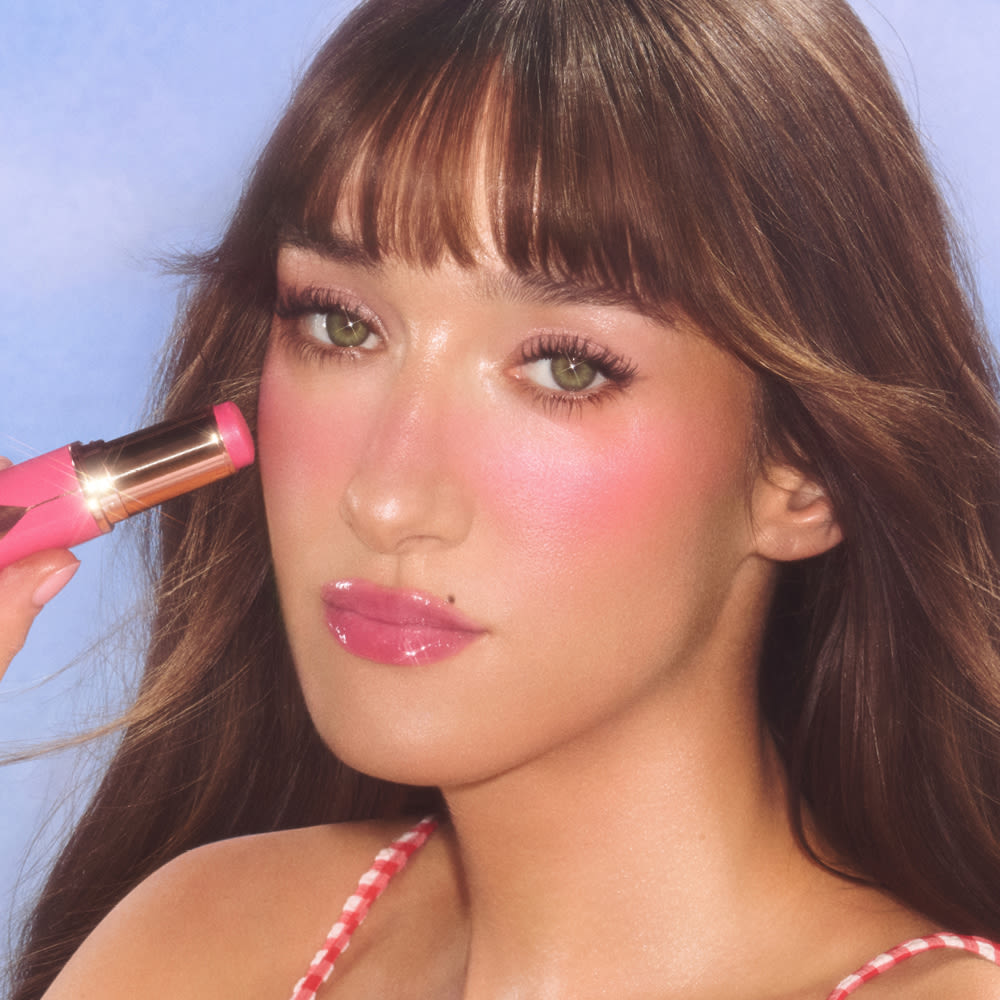 PINKY GLOW MODEL
