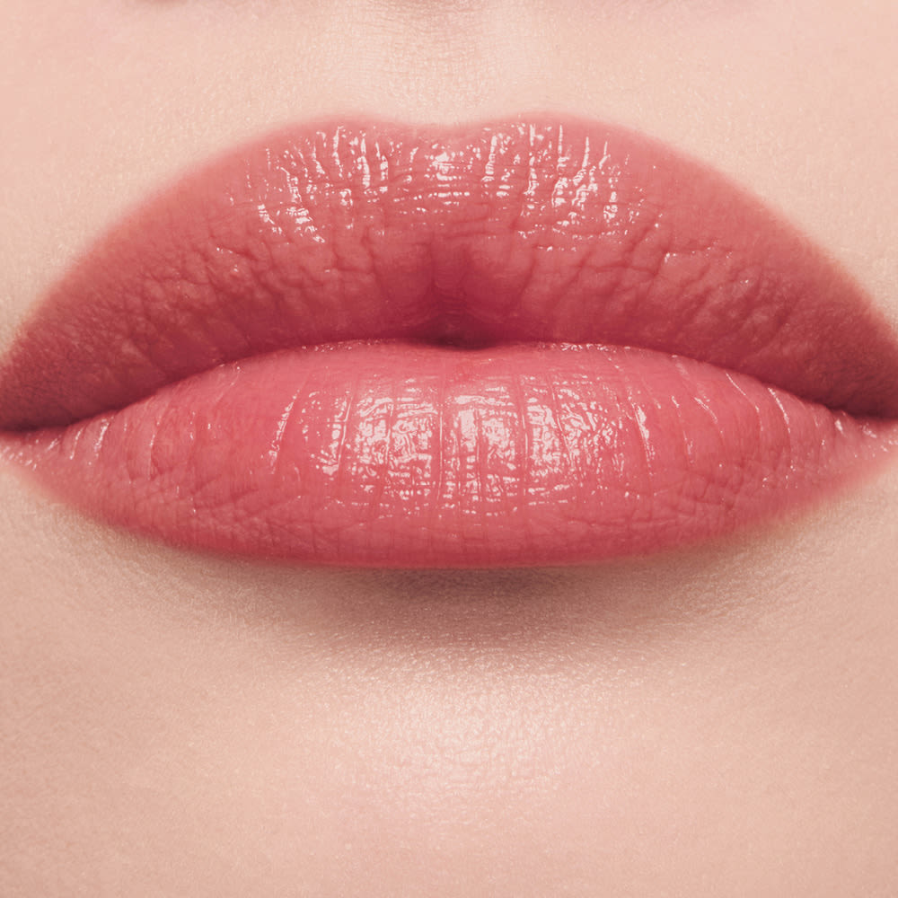 Pillow Talk Blush Balm Lip Tint - Blushed Rose Model