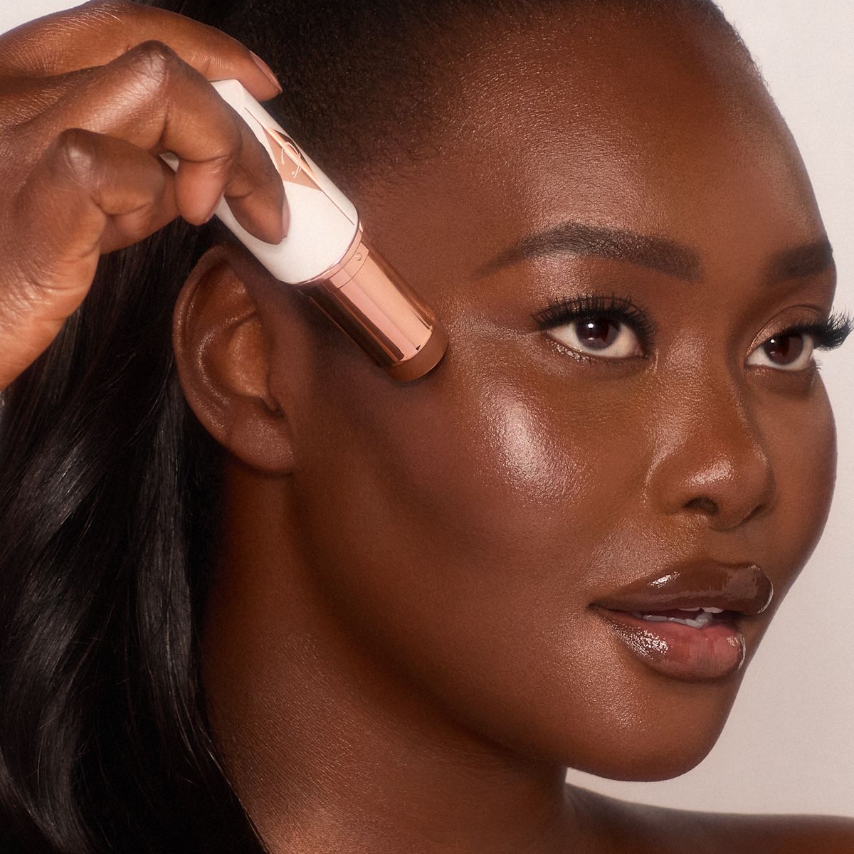 UNREAL SKIN SHEER GLOW TINT - 15 DEEP