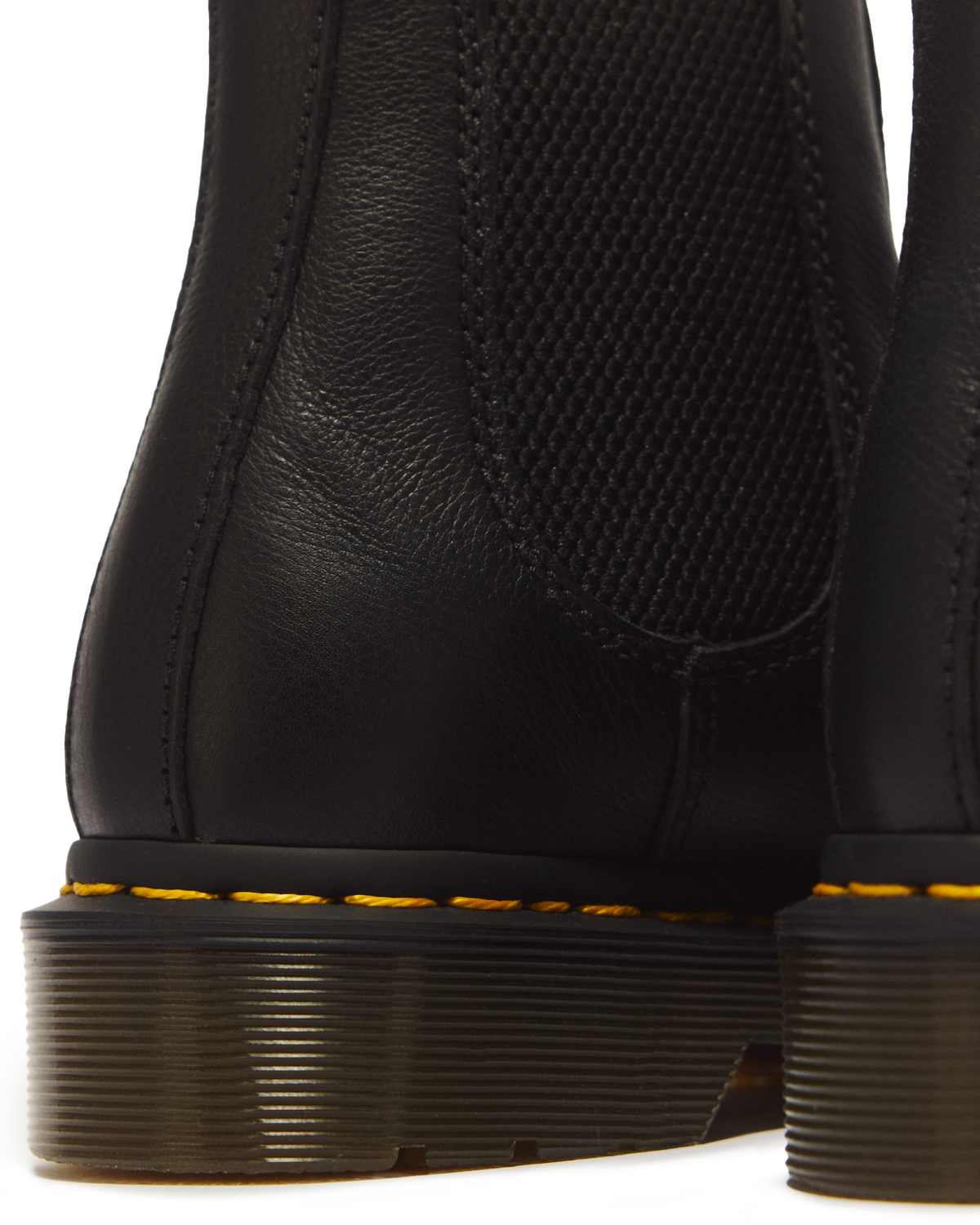 2976 Women's Virginia Leather Chelsea Boots - view 8