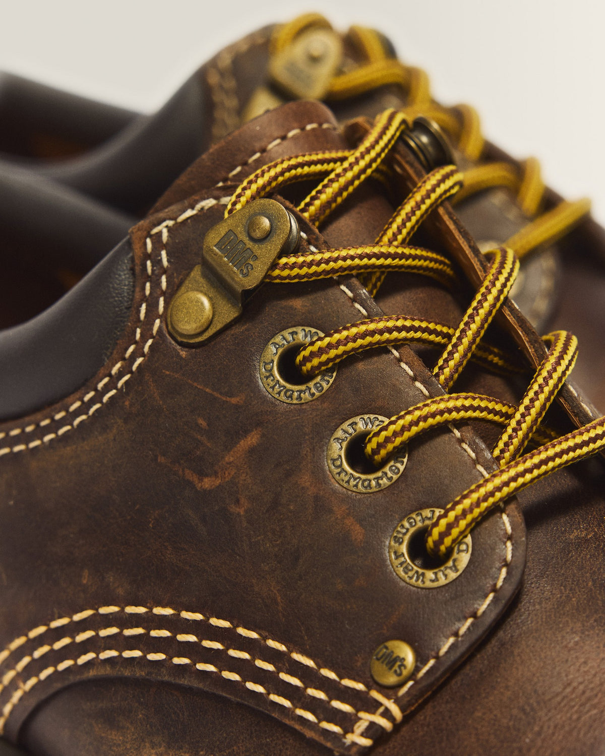 8053 Arc Crazy Horse Leather Platform Casual Shoes - view 3