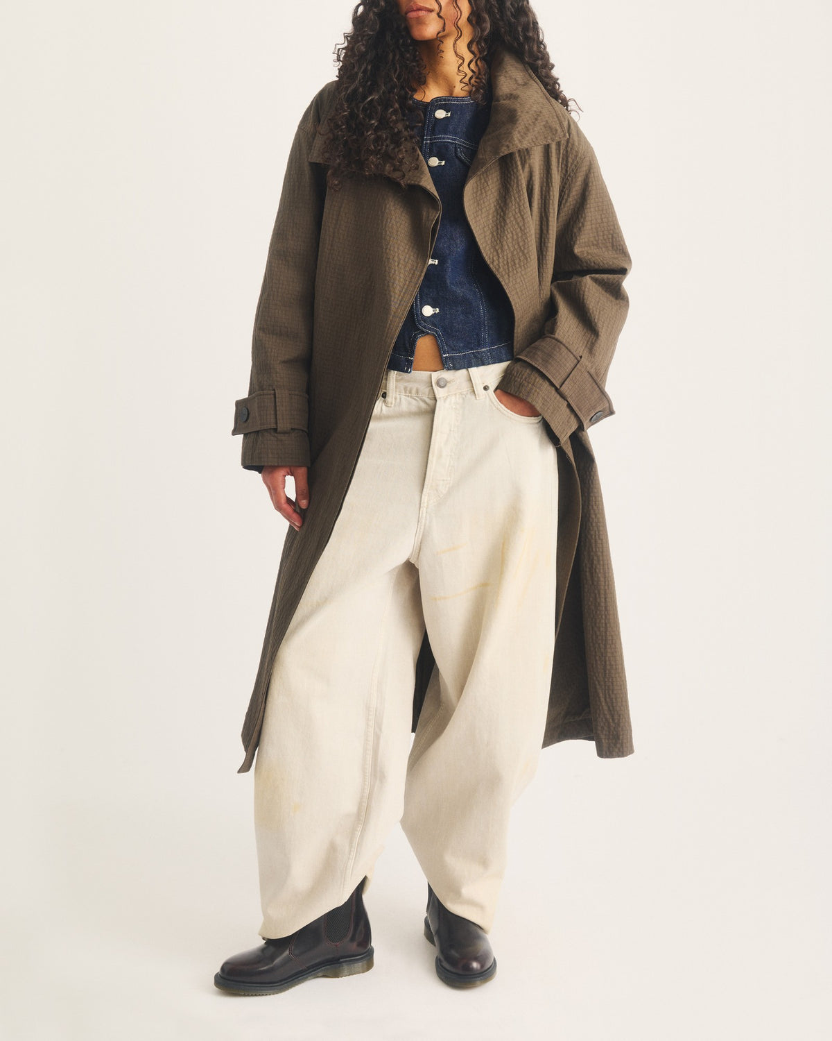 Flora Arcadia Chelsea Boots - view 2