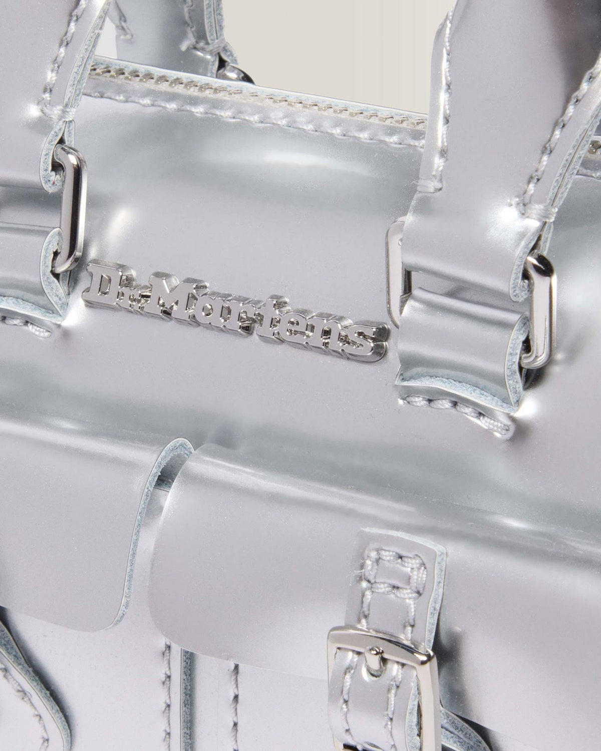 Mini Top Handle Bag Bag Silver Metallic Patent Lamper - view 4