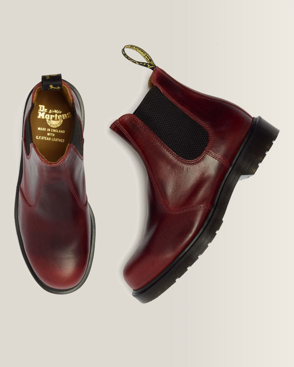 2976 Classic Calf Leather Chelsea Boots - view 3
