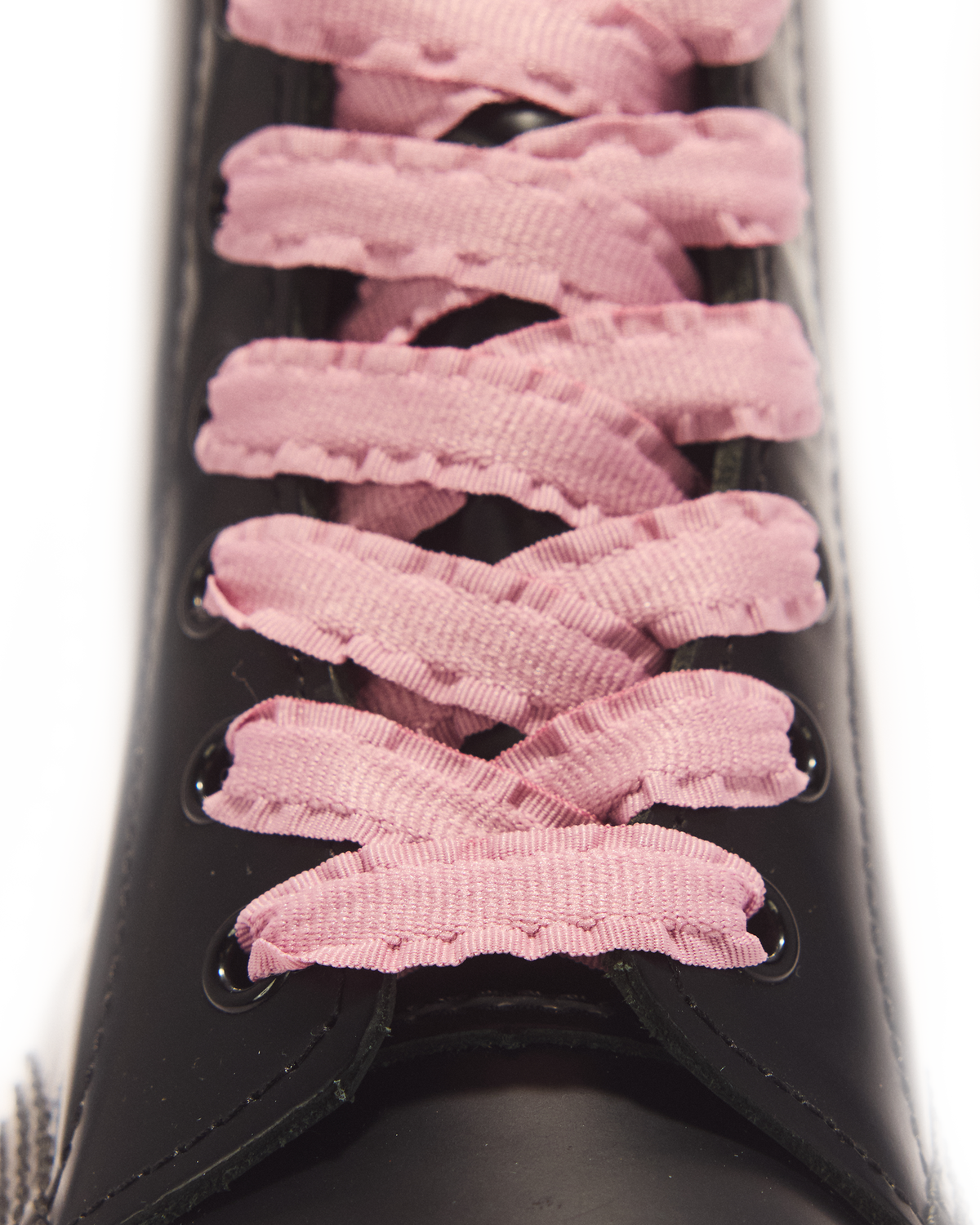 140cm Frill Ribbon Laces - view 2