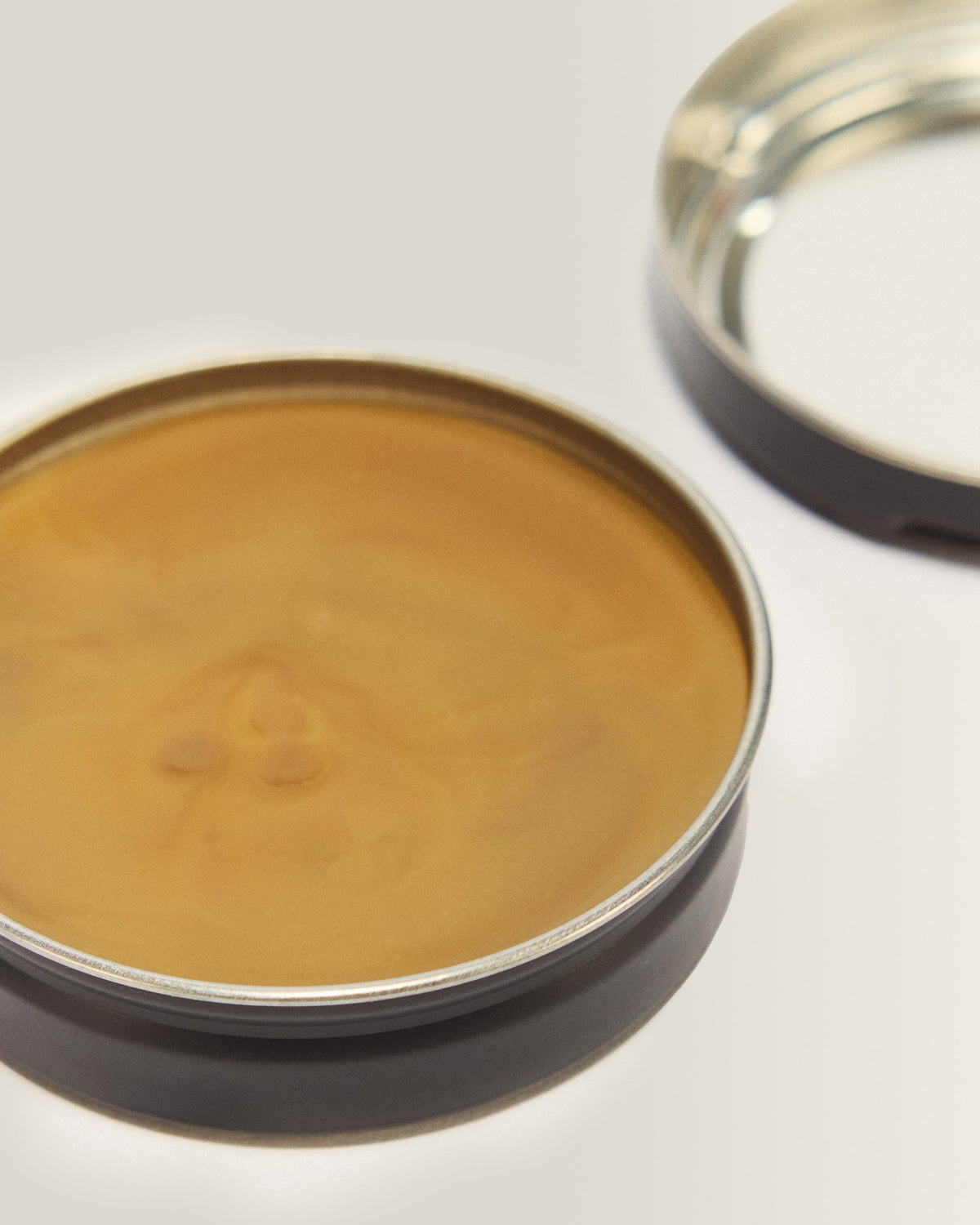 Dubbin Shoe Protector 50ml - view 2