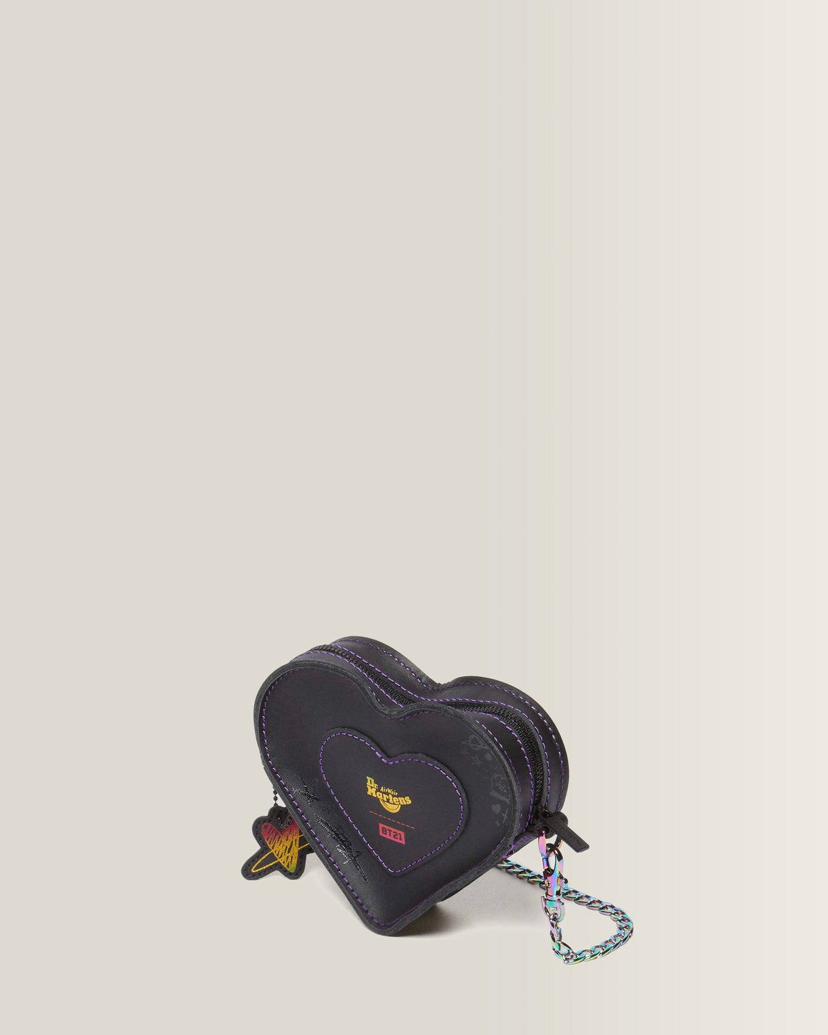 BT21 Mini Heart Shaped Leather Bag - view 7